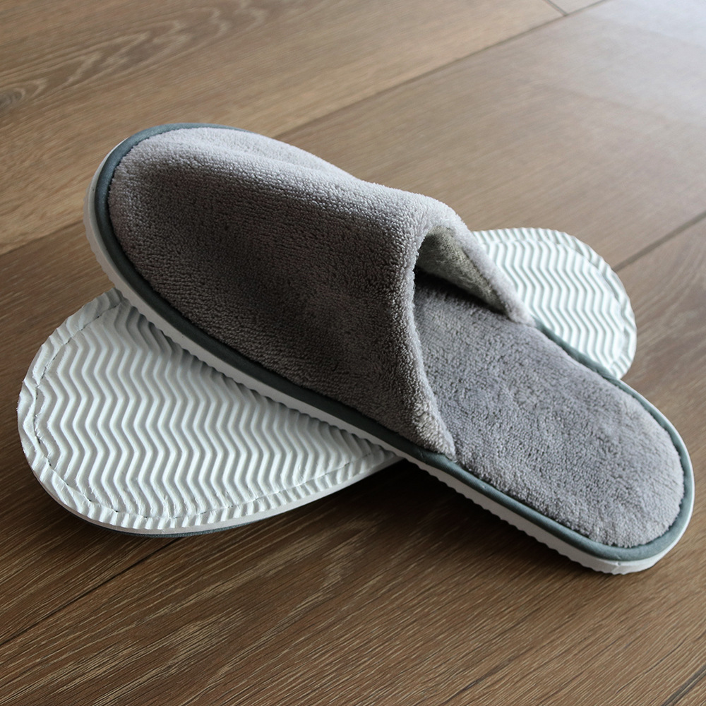JESMARY – Hotel Slipper Manufacturer: From Domestic Quality to Strict Export Standards
