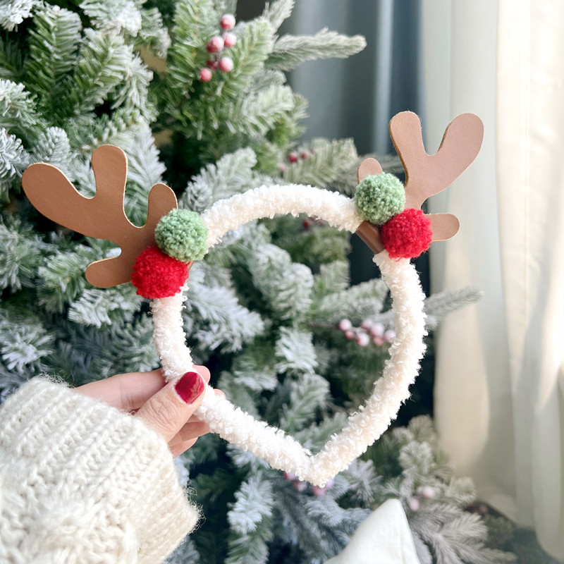 JESMARY – Diverse Christmas Headband Designs: Bringing European Flair to Your Wardrobe